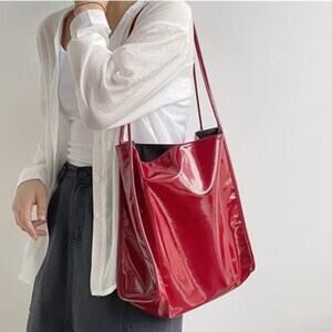 Women Patent Leather Tote Bag Shiny Shoulder Bag Minimalist Fashion Handbag